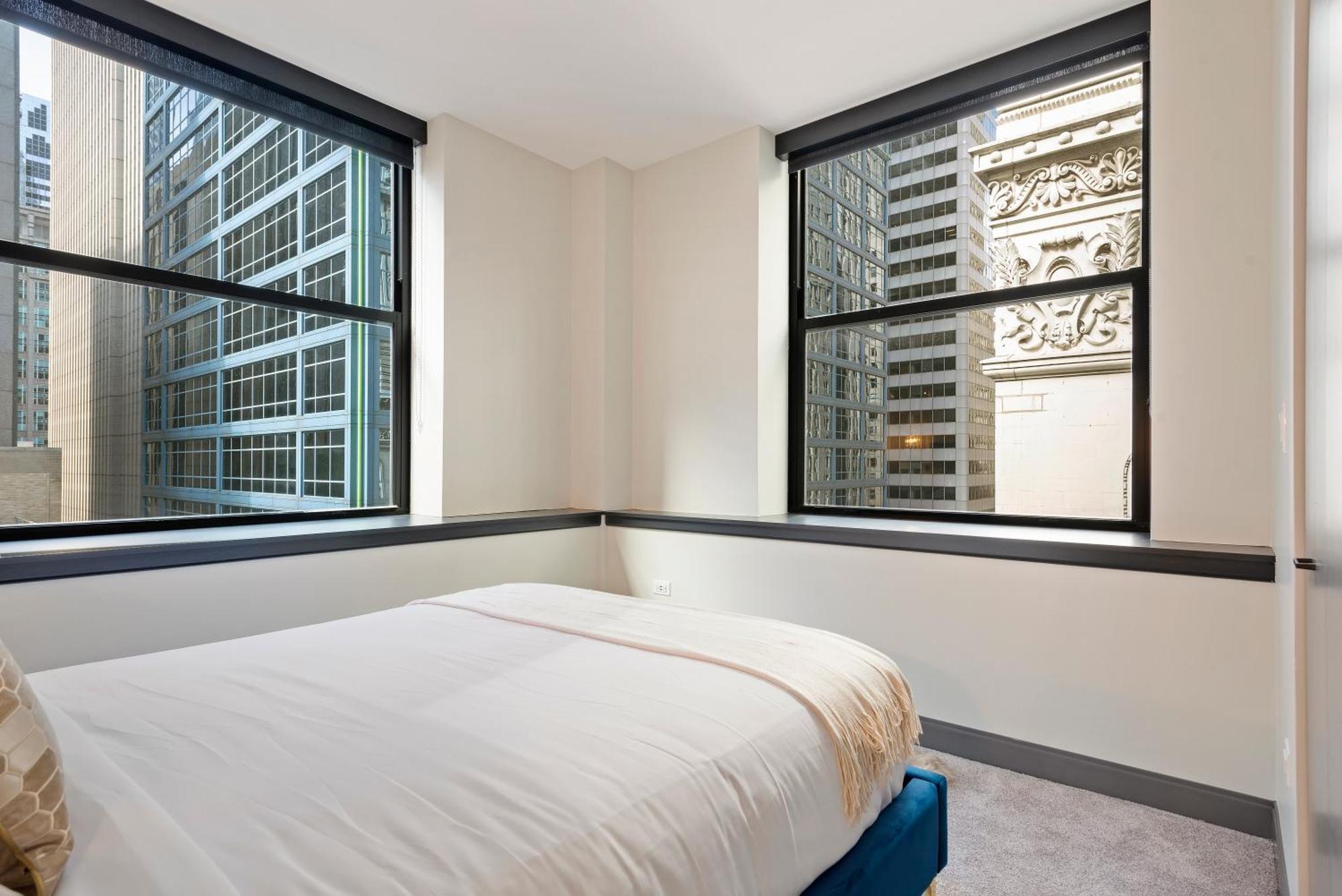 Experience Downtown Chicago At Millennium - Luxury Apartments In The Loop Luaran gambar